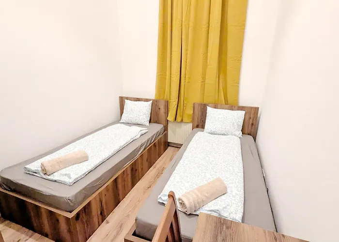 Spacious Rooms - 15 Min From Airport & City Center, 5 Min From Vienna Main-Bus Station Ez1