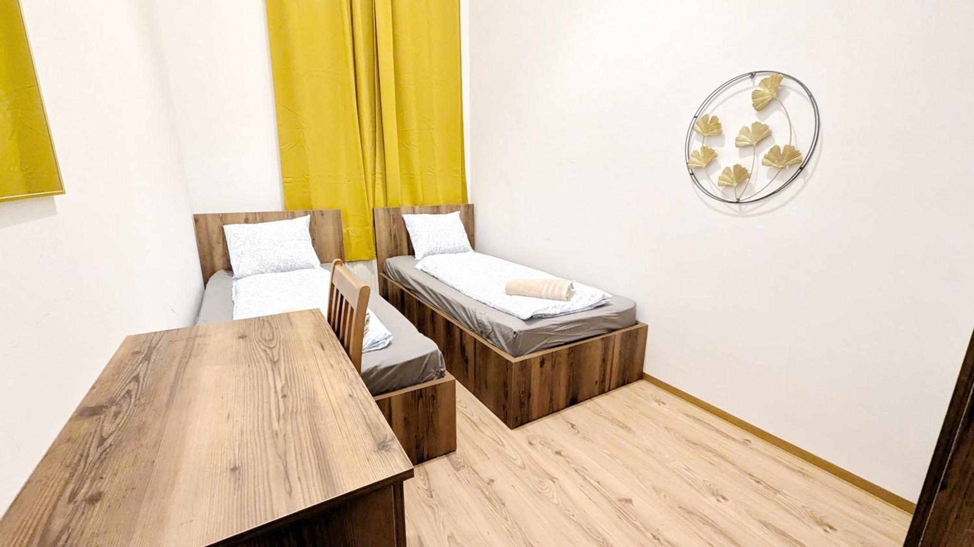 Spacious - 15 Min From Airport & Center, 5 Min From Main-bus Station Ez1 Wien